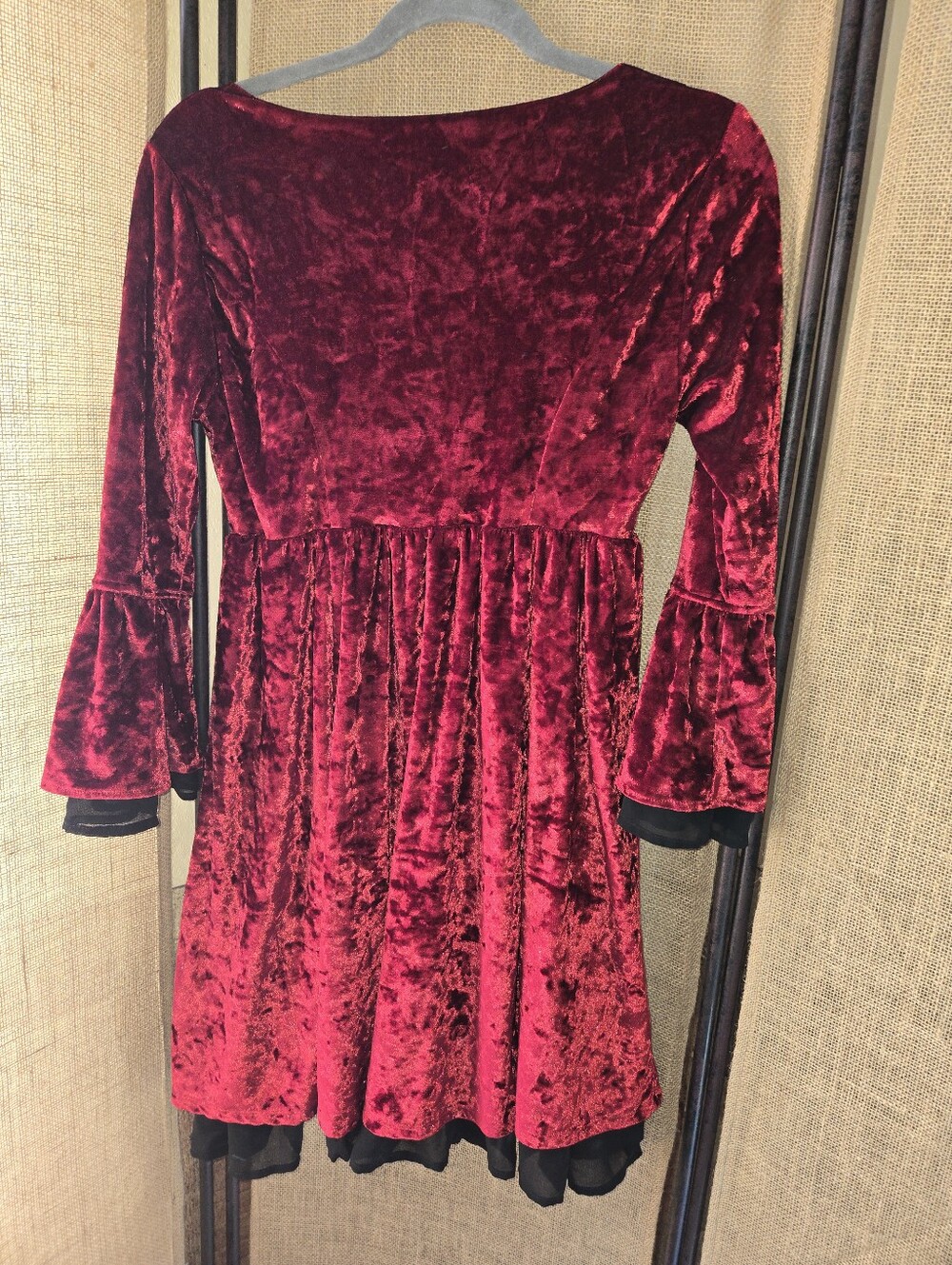 Hot Topic Red Velvet Bell-Sleeve Dress Halloween Whimsigoth Vampy Small - Picture 9 of 9